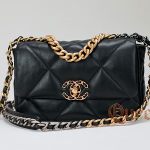 Chanel-19 Flag Bag ( Lambskin,26cm）