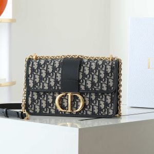 Dior- 30 Montaigne Chain Bag (25 x 16.5 x 9 cm  )