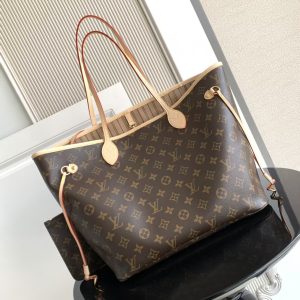 Louis Vuitton-Neverfull  MM (31*28*14cm)